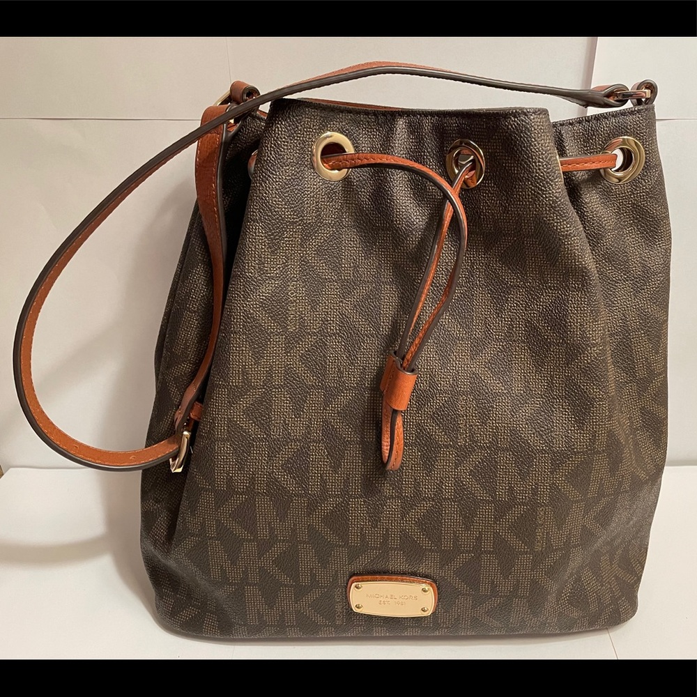 Authentic Michael Kors Brown Signature “JULES” NWT